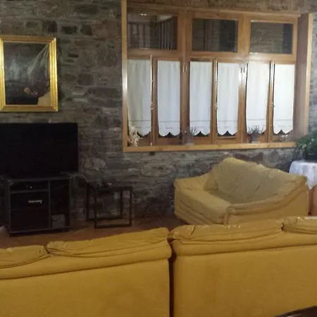 Moleiro De Casa rural Baçal